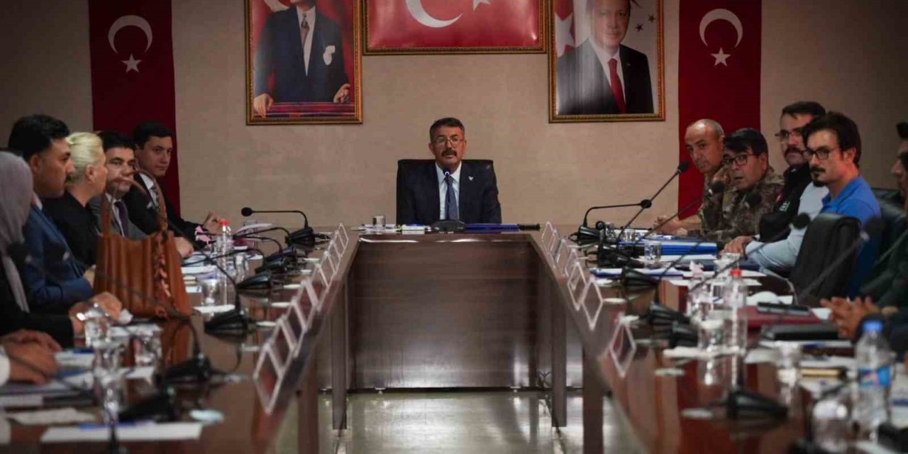 Hakkâri’de kadına şiddetle mücadele toplantısı