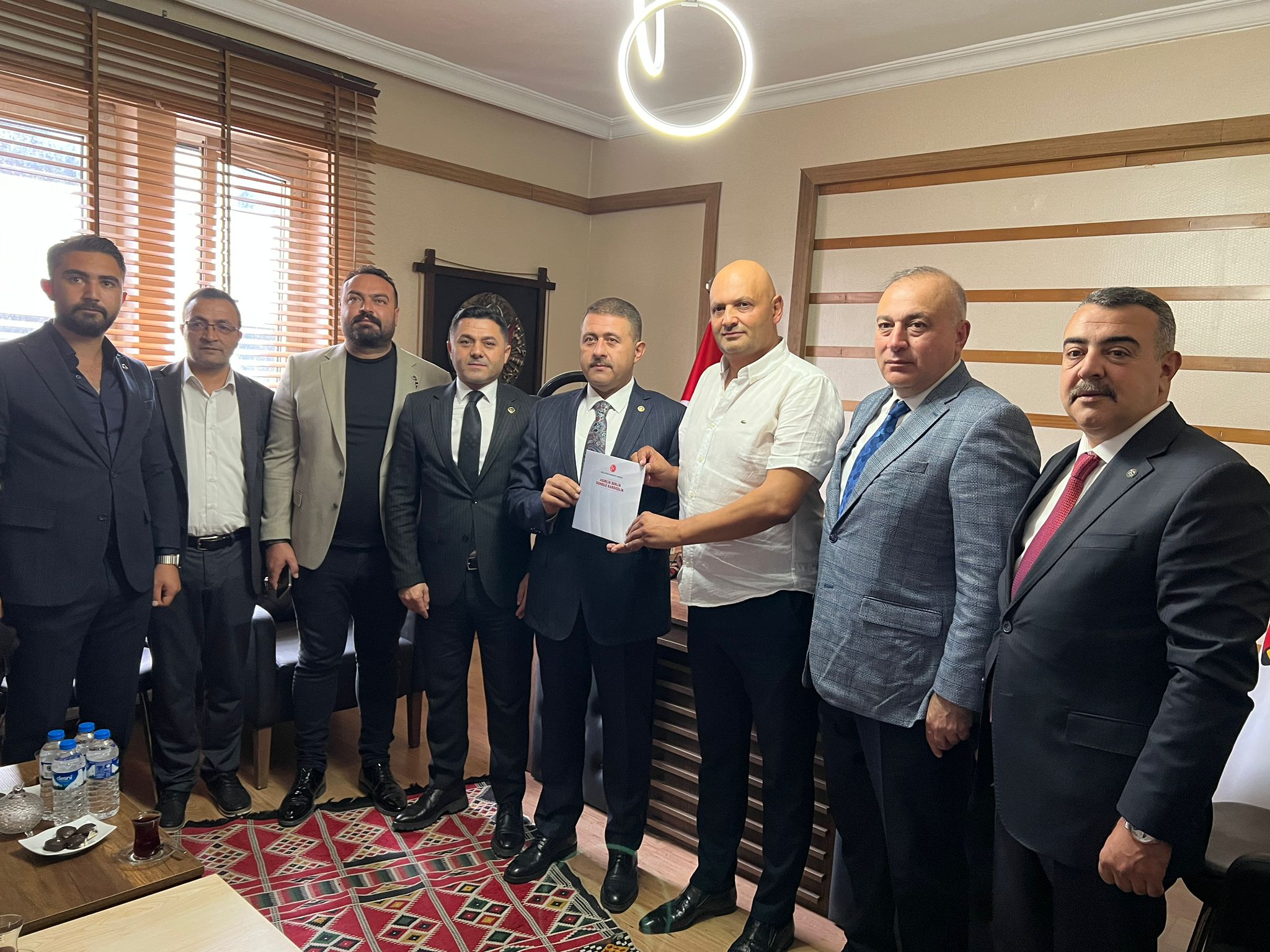 MHP heyeti, Kars Gazeteciler Cemiyetini ziyaret etti