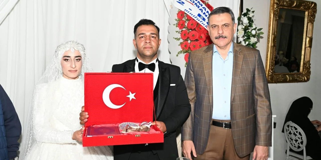 Vali Çiftçi, Gazi Samet Kulaç’ın düğün törenine katıldı