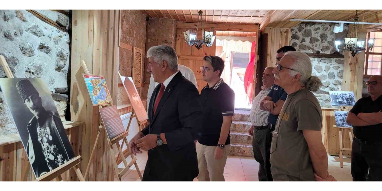 Kemaliye’de "Atatürk ve Çanakkale Muharebeleri" konulu fotoğraf sergisi