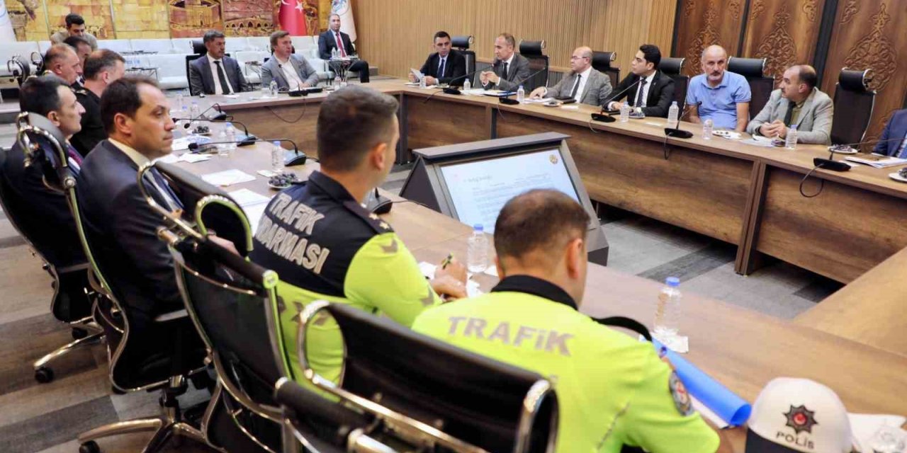 Erzincan’da trafik toplantısı yapıldı