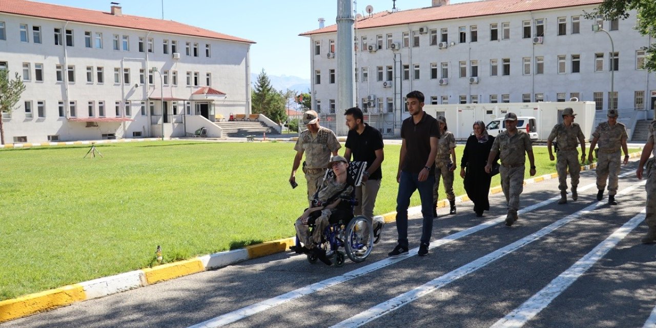 Yeniçeri’nin üniforma hayali gerçek oldu