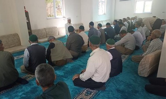 Müftü Okuş Taşbaşı köyü sakinleriyle buluştu