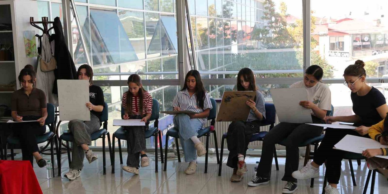 Van Büyükşehir Belediyesinden teorik ve uygulamalı deneme sınavları