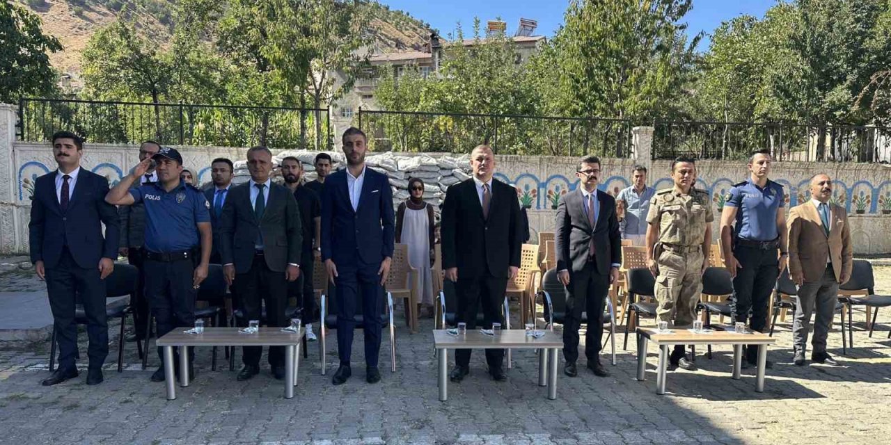 Mutki’de ilköğretim haftası etkinliği düzenlendi