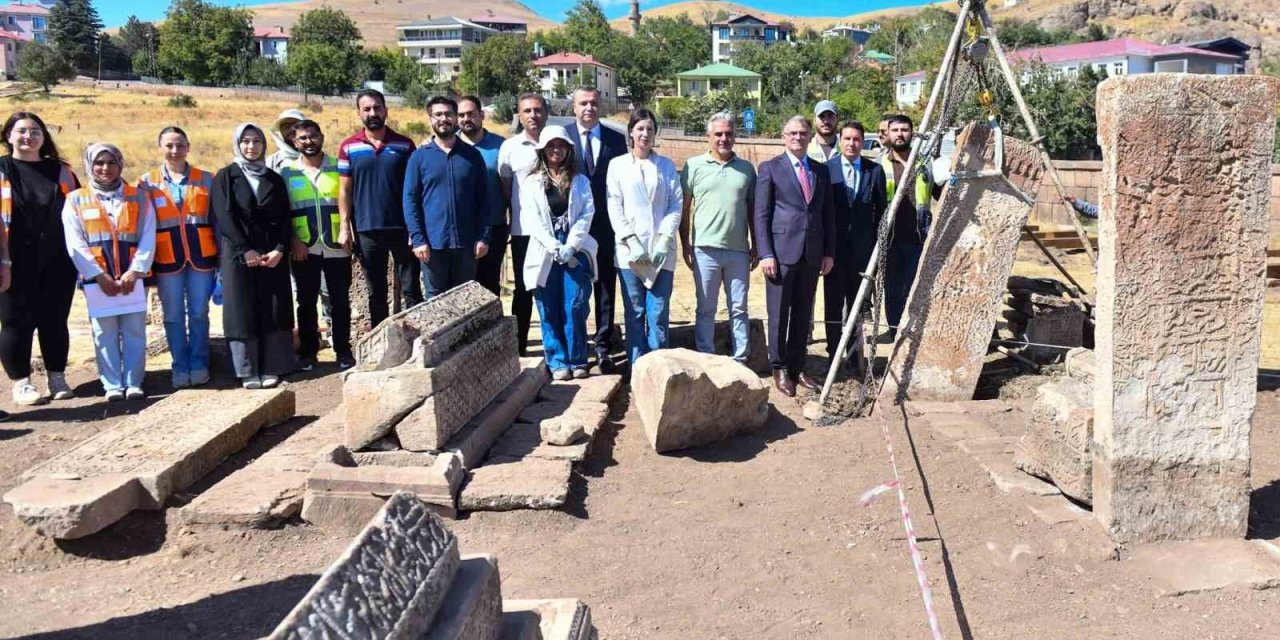 Vali Balcı: "Tarihi mirasımıza ve kültürümüze sahip çıkıyoruz"