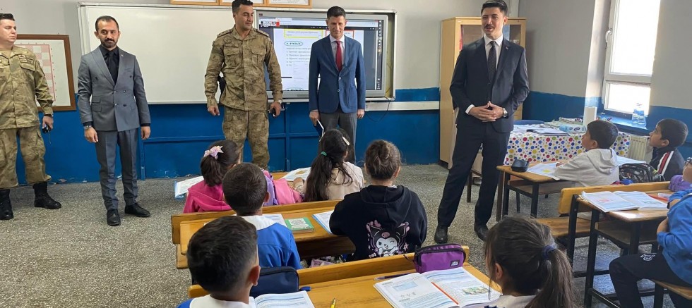 Kaymakam Kahraman’dan Dağpınar İlkokulu’na Ziyaret