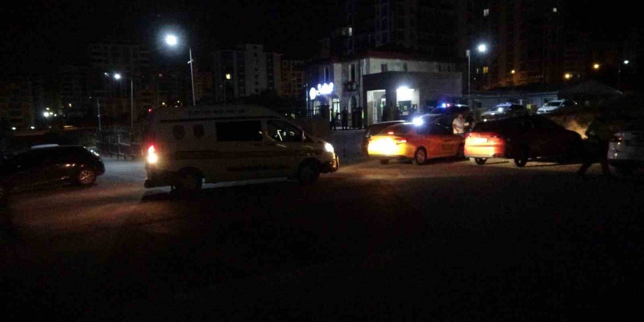 Malatya’da 12 kişinin karıştığı trafik tartışması kanlı bitti: 3 yaralı, 5 gözaltı