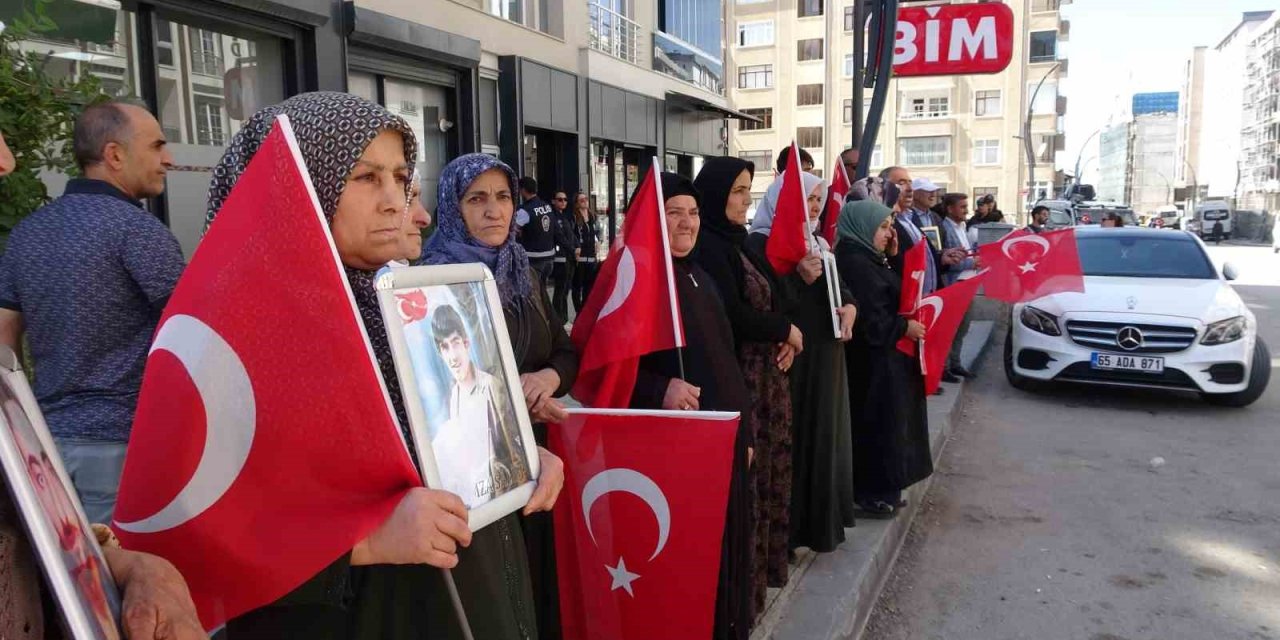 Vanlı anne: "Barış olsun, bu acı bitsin"