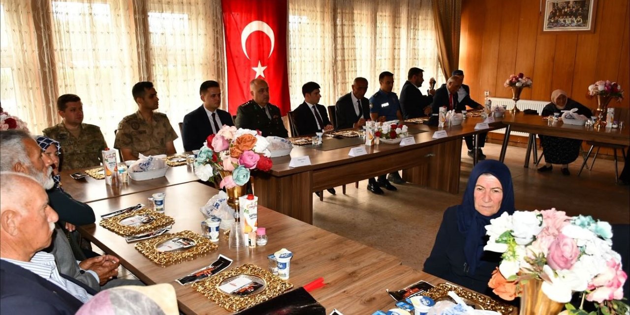 Kaymakam Gülnar, gazileri unutmadı