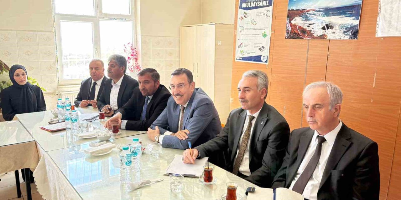 Milletvekili  Tüfenkci Arguvan’da temaslarda bulundu