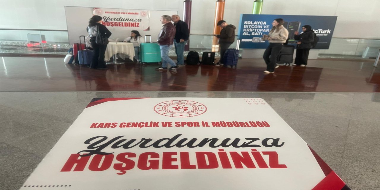 Üniversite öğrencileri Kars’a gelmeye başladı