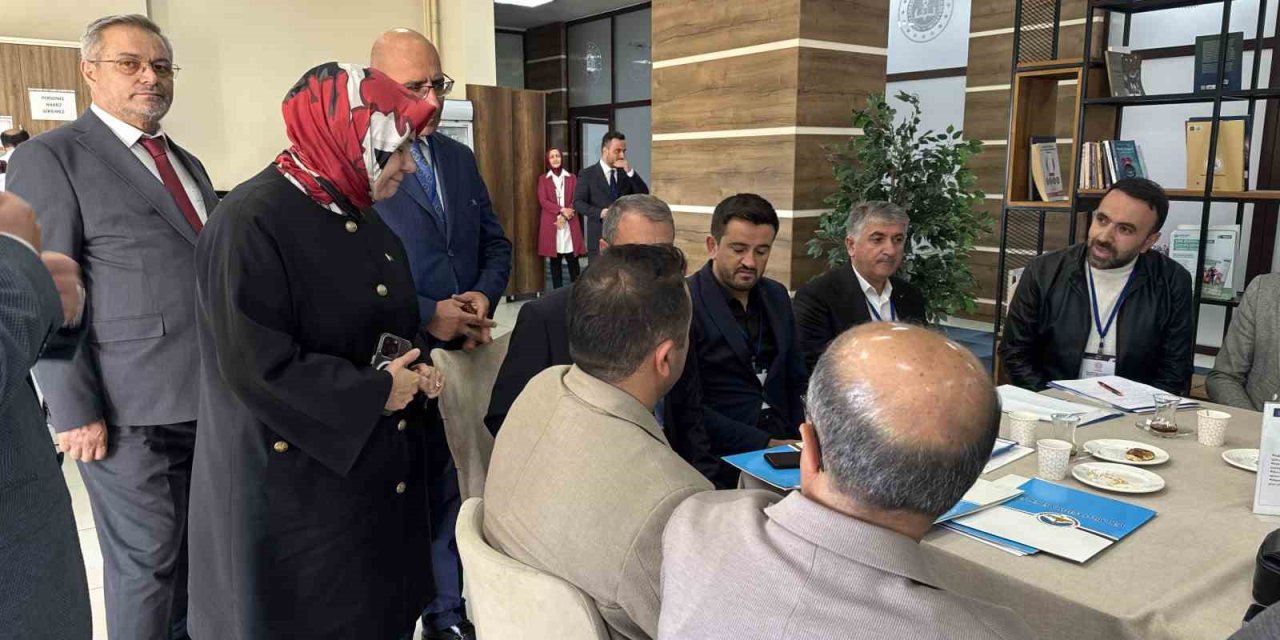 Ağrı’da imam hatip okulları için strateji çalıştayı yapıldı