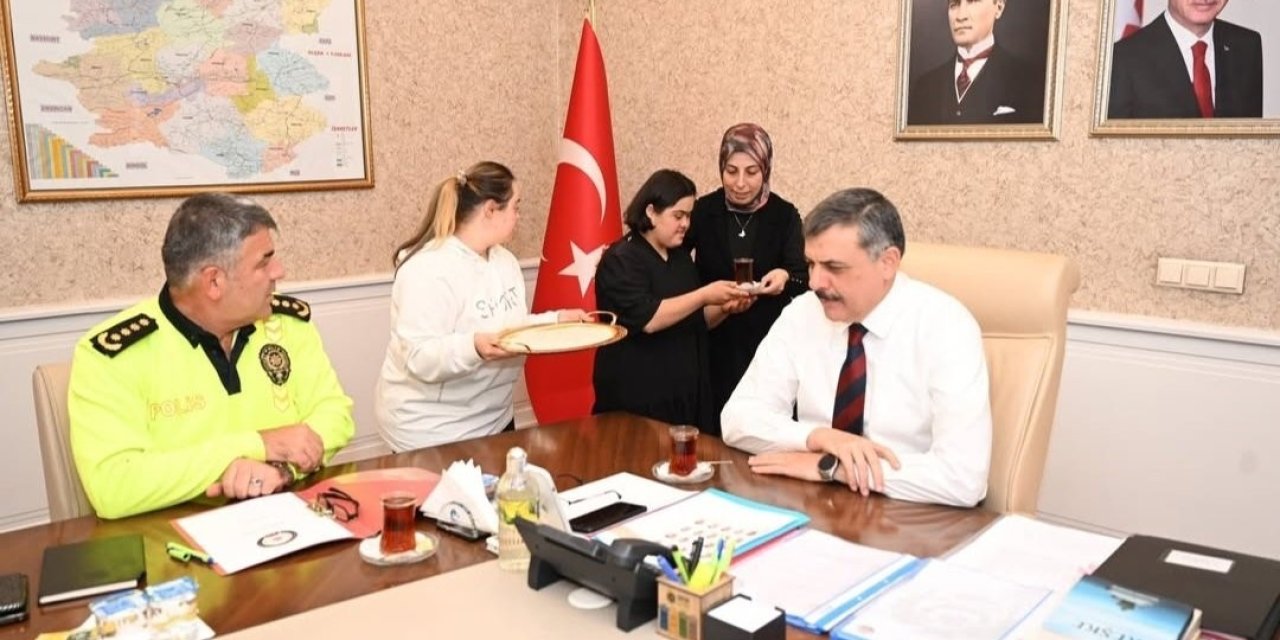 Valiliğin gülleri göreve başladı