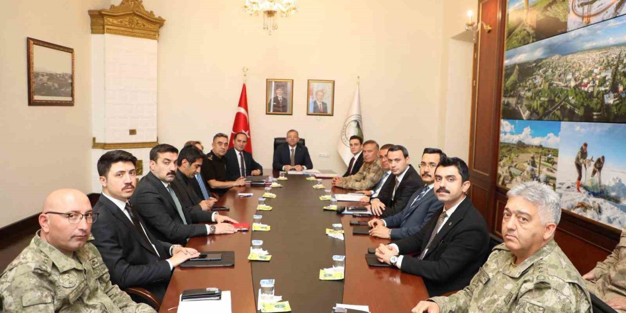 Kars’ta asayiş ve güvenlik toplantısı yapıldı