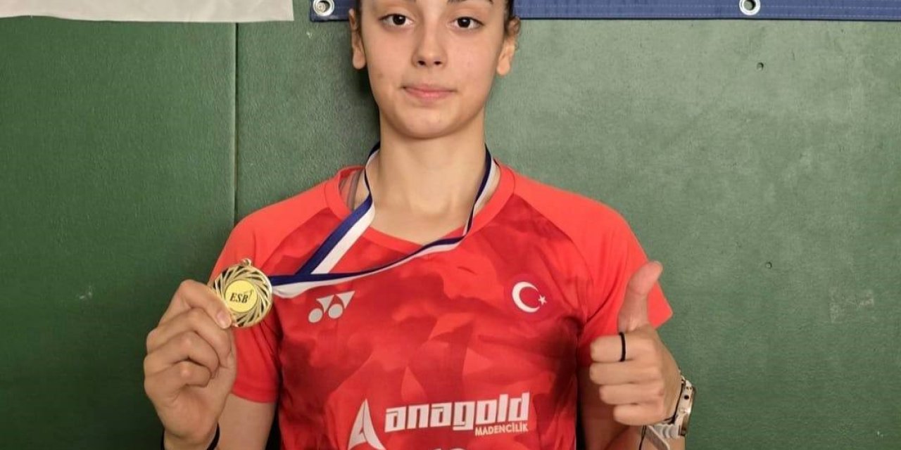 Erzincanlı milli sporcu badmintonda şampiyon oldu