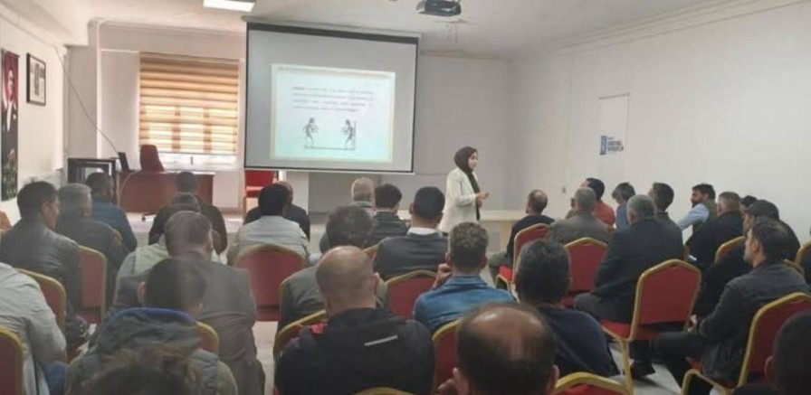 Kars’ta “İletişim ve Yaşam Becerileri Eğitimi” düzenlendi
