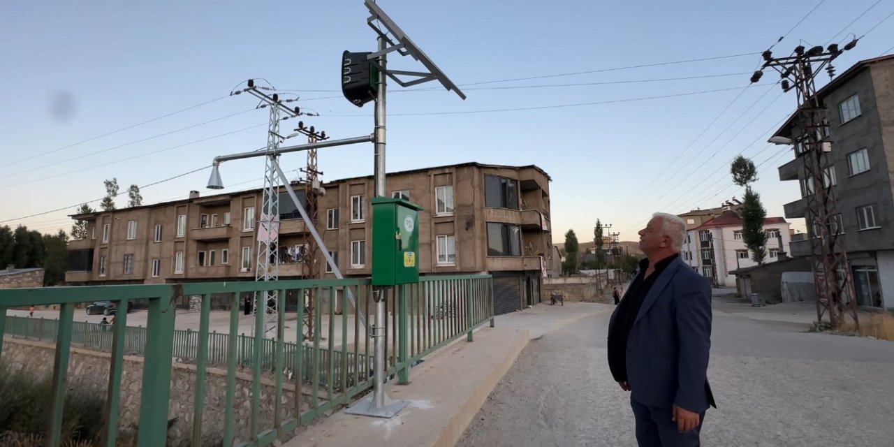 Yüksekova’da taşkınlara karşı önlem: Erken uyarı sistemi kuruldu