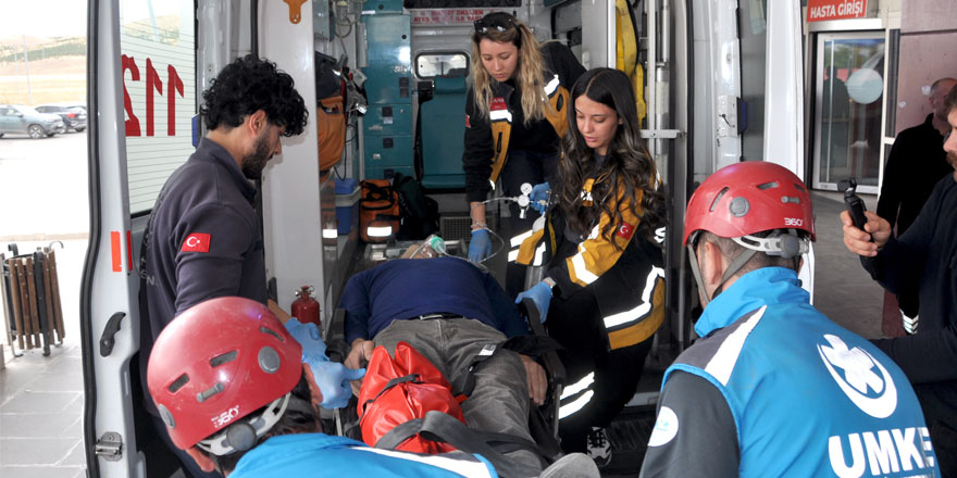 Hastanede 6.8 büyüklüğünde deprem tatbikatı