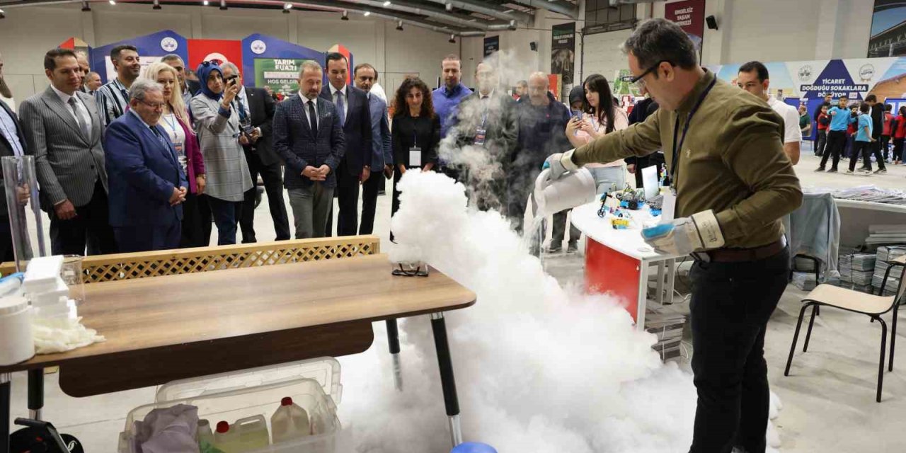 Elazığ’da TÜBİTAK bilim şenliği başladı