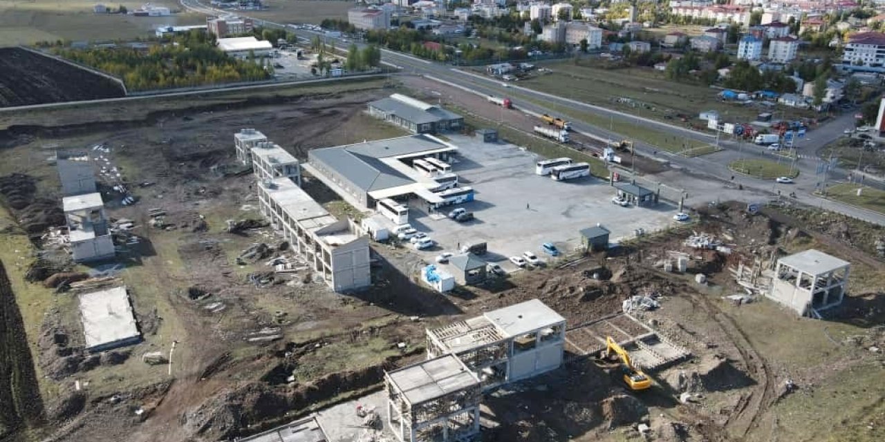 Ardahan Belediyesi Galericiler sitesi inşaatı tüm hızıyla sürüyor