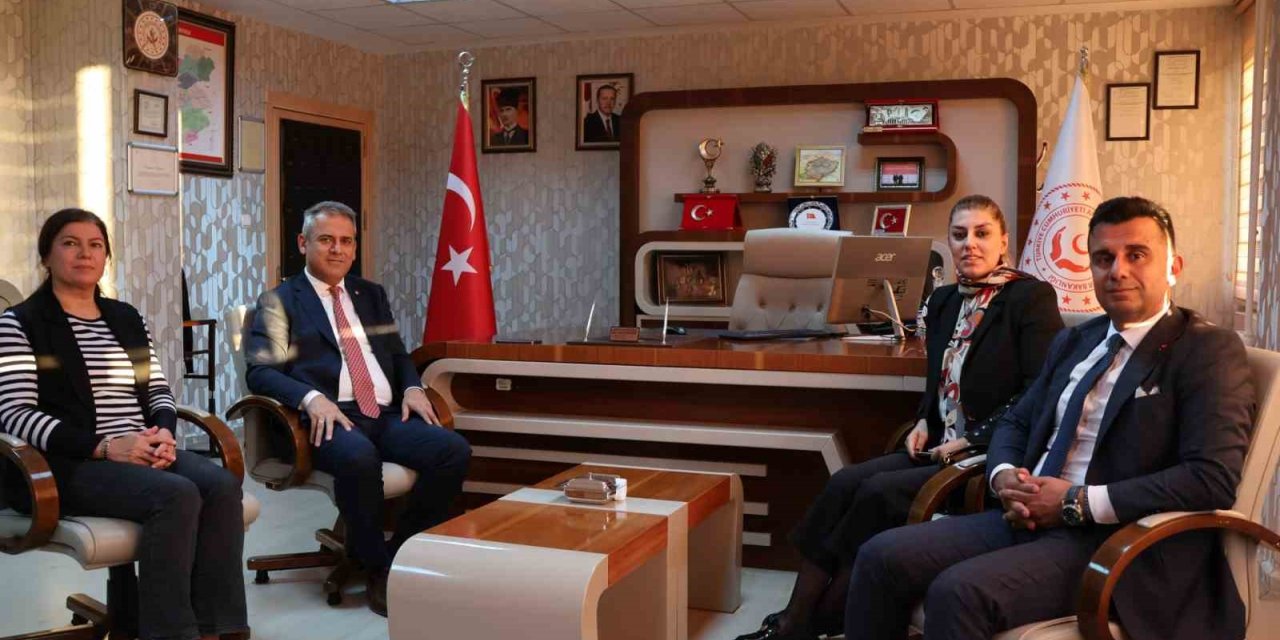 Aile yılı kapsamında genç çiftlere destek için istişare toplantısı