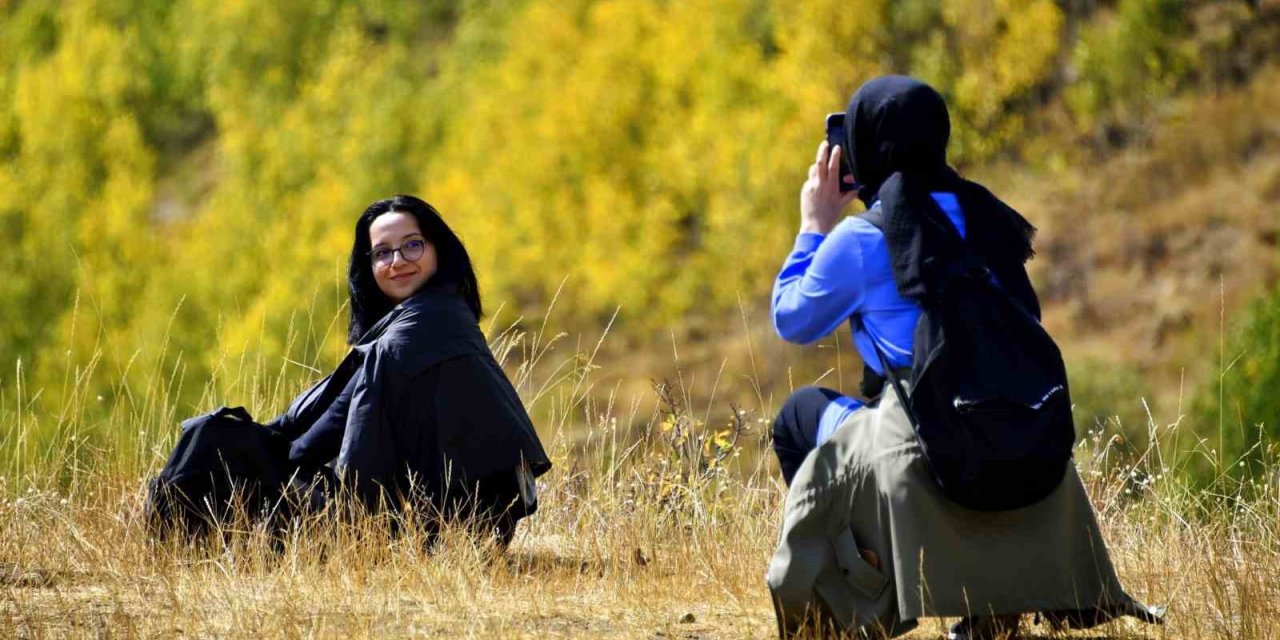 Sonbaharın büyüleyici renkleri Erzincan’ı sardı