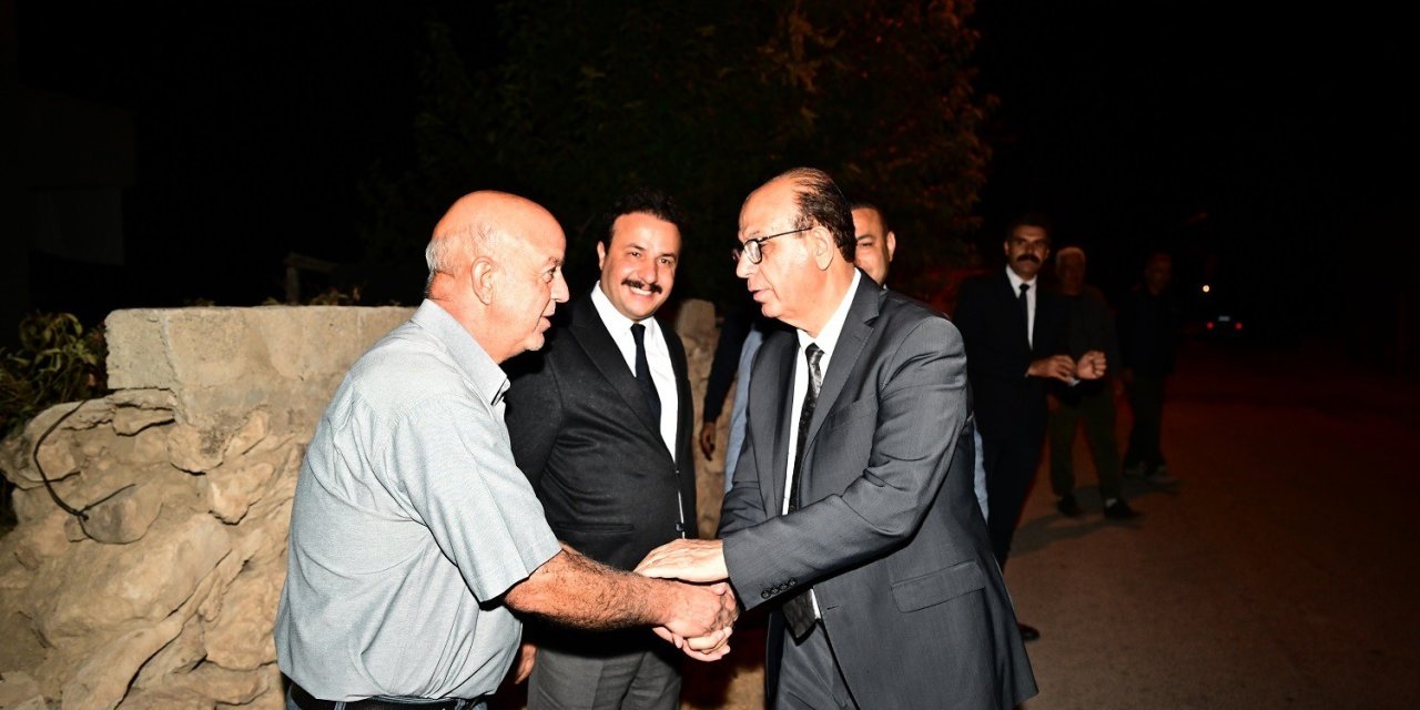 Mahalle mahalle gezen başkan, sorunlara yerinde çözüm üretiyor