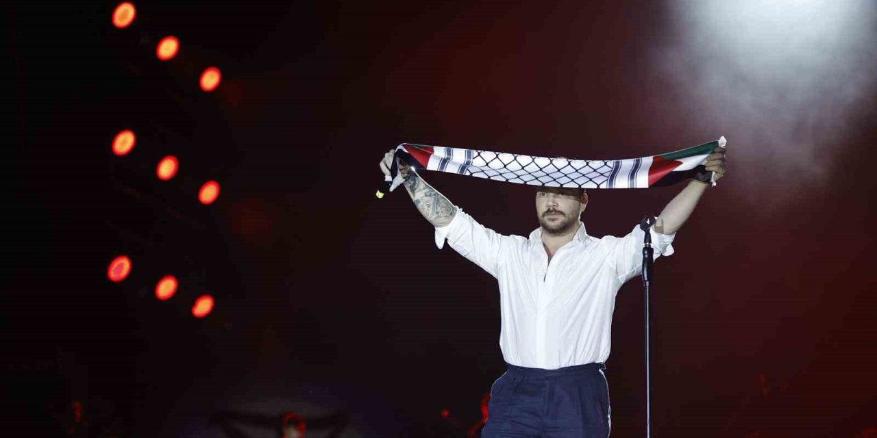 Sinan Akçıl’dan Filistin’e destek