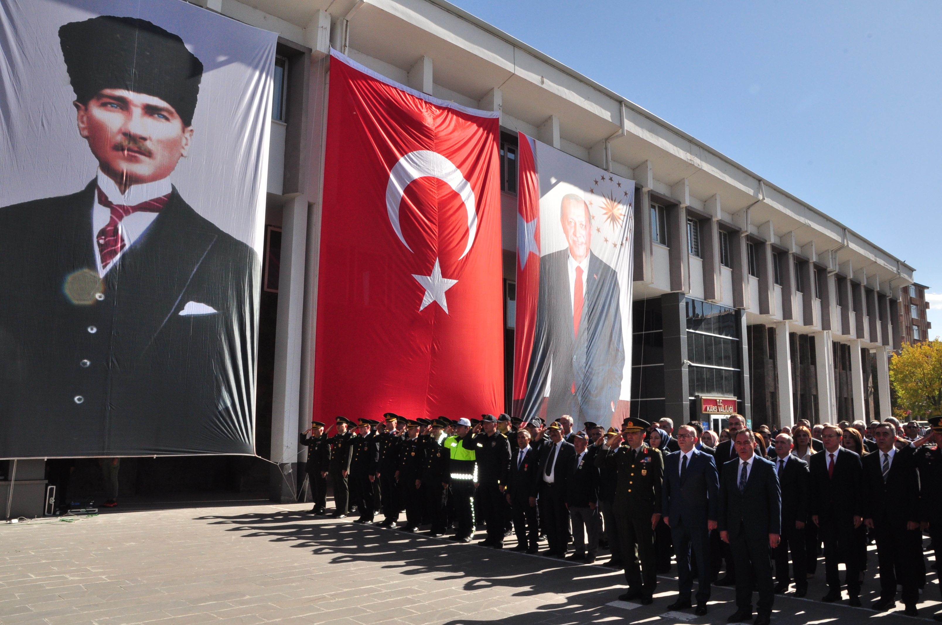 Atatürk'ün Kars'a gelişinin 101'inci yıl dönümü kutlandı