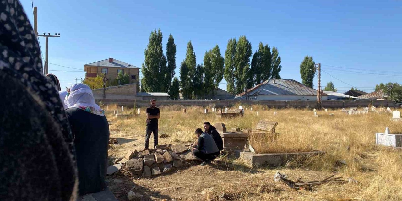 Yük asansörü kazasında hayatını kaybeden genç işçi memleketinde son yolculuğuna uğurlandı