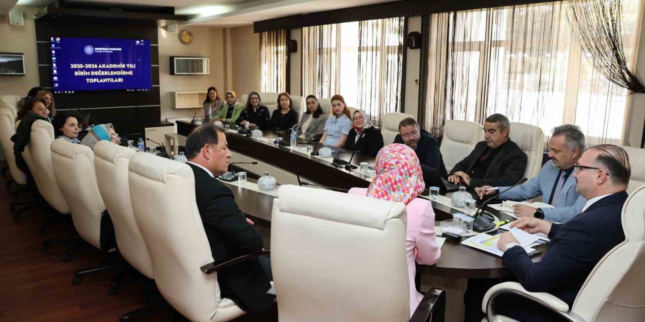 Atatürk Üniversitesinde 2025-2026 akademik yılı birim değerlendirme toplantıları başladı