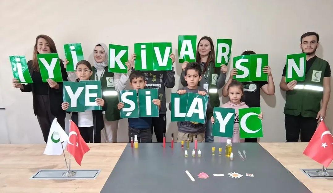 Yeşilay Kars Şubesi’nden çocuklara “Koku Atölyesi” etkinliği