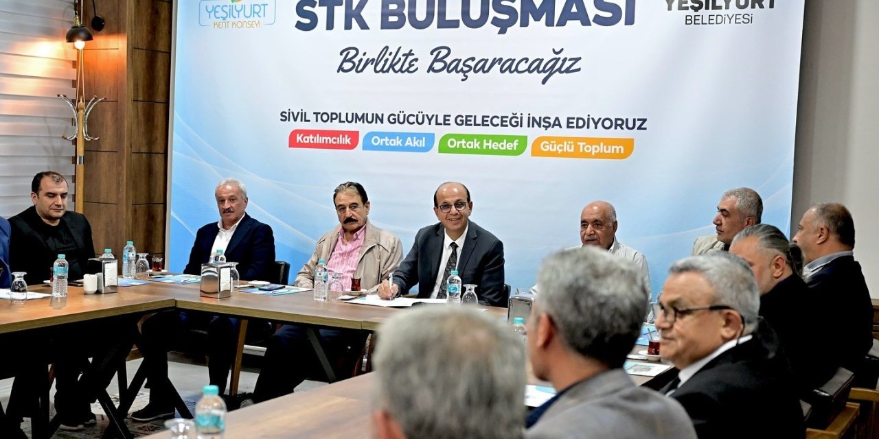 Başkan Geçit: "Sivil toplum kuruluşlarımız, toplumun vicdanı, sesi ve dinamizmi"