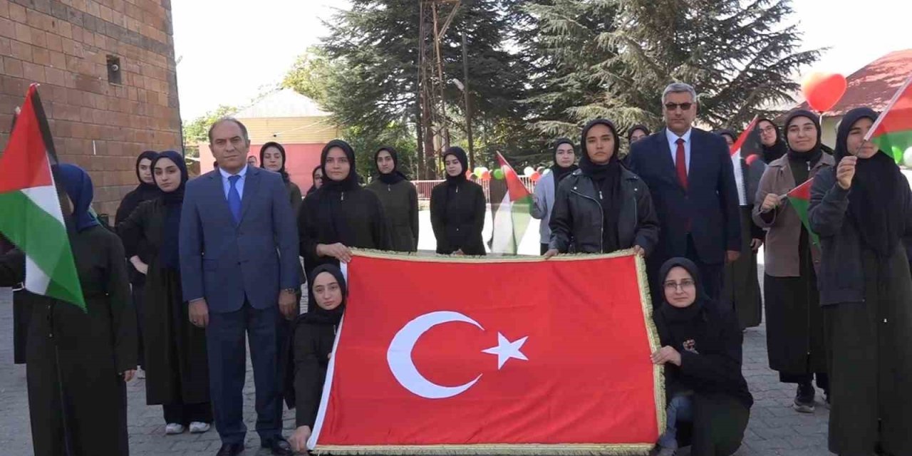 Bitlis’teki okullarda Filistin için farkındalık etkinliği düzenlendi