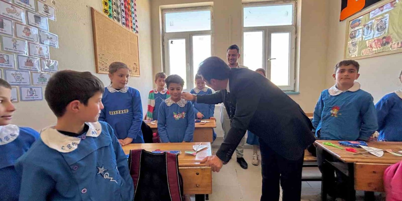 Diyadin’de okul ziyaretleri sürüyor