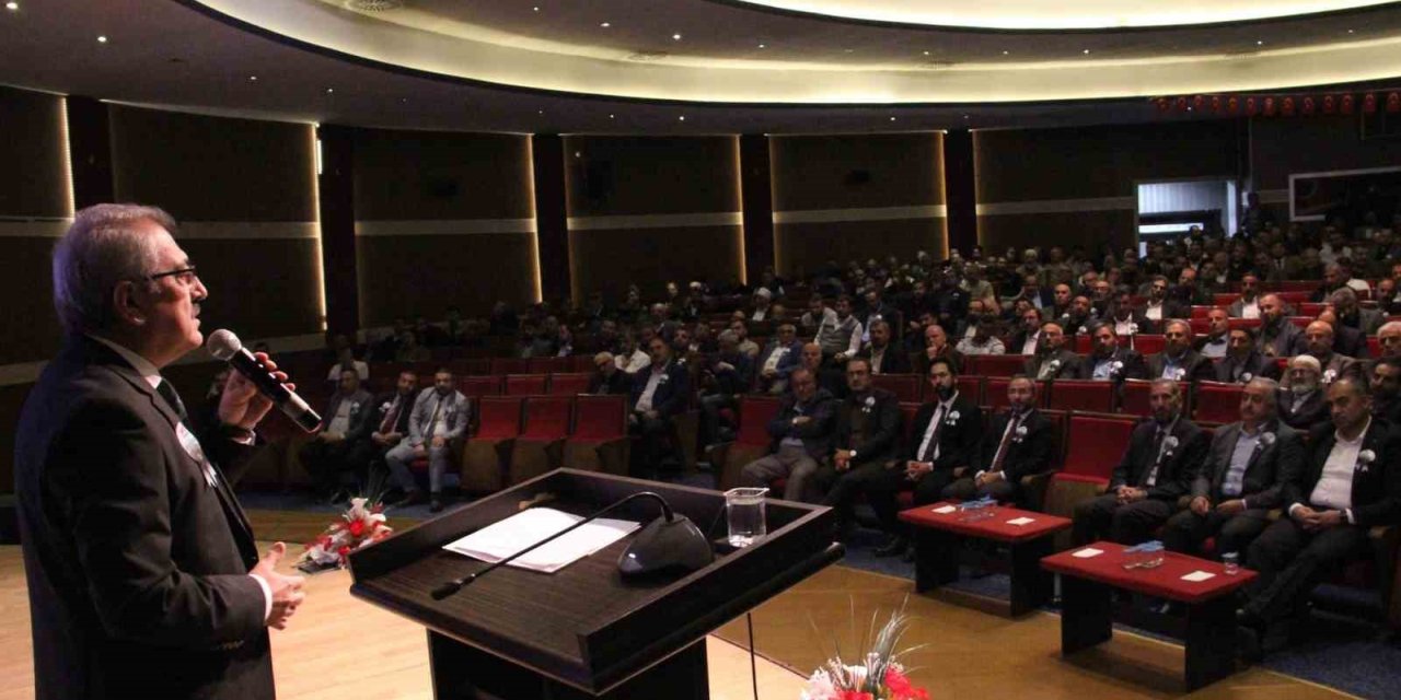 Erzurum’da Mevlid-i Nebi konferansı düzenlendi