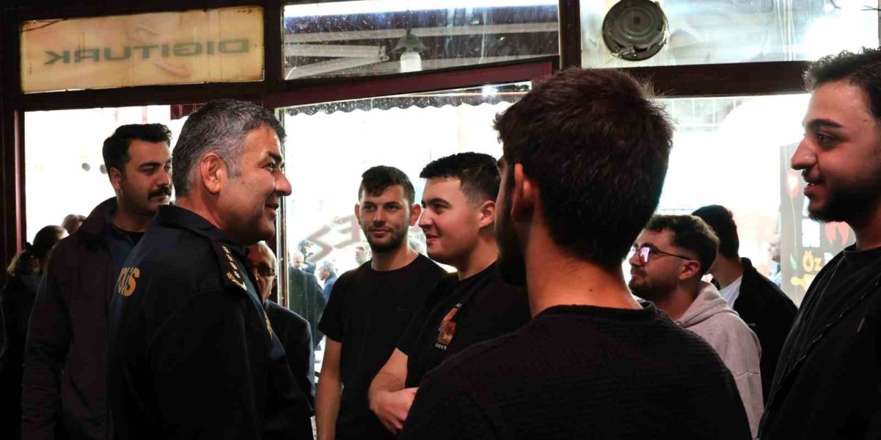 Karaburun vatandaşla buluştu