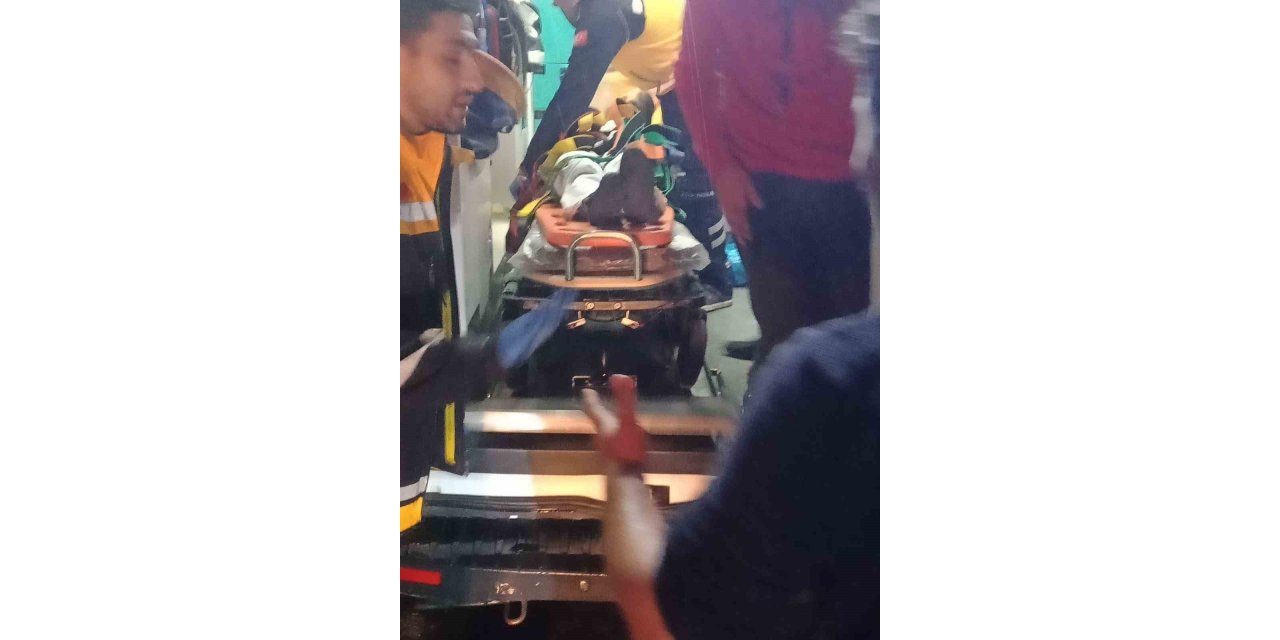 Aşkale’de 2 ayrı trafik kazası; 5 yaralı