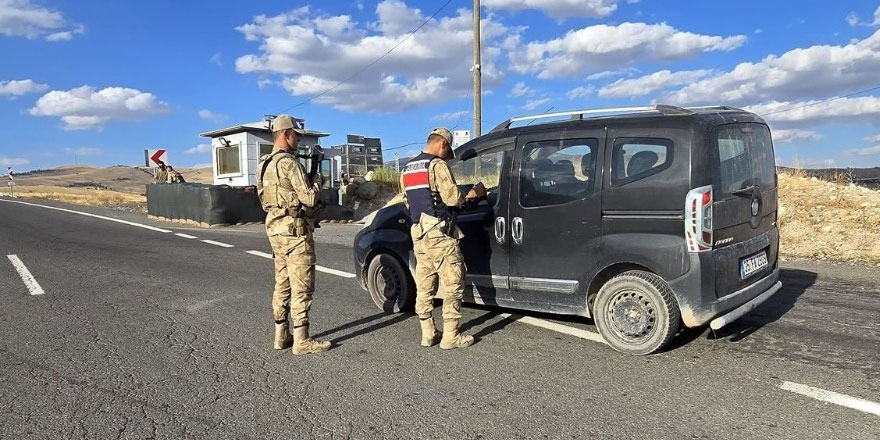 Kars’ta Düzensiz Göç ve Suçla Mücadele Uygulaması: 4 kişi yakalandı