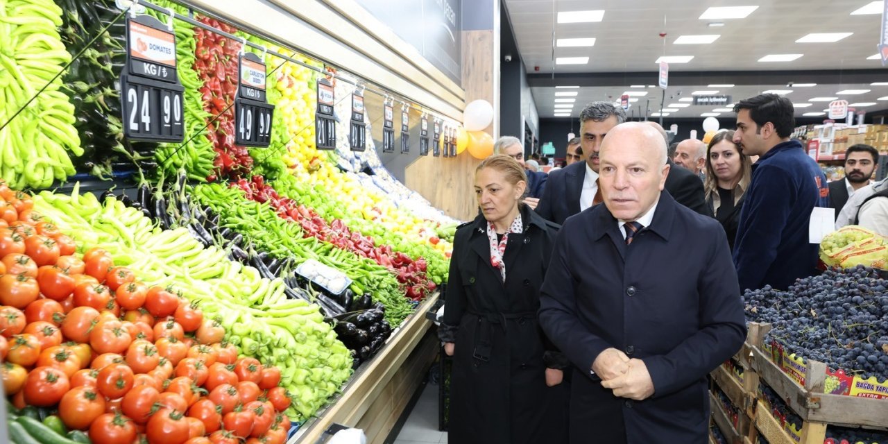 Halk Pazarı’nın 8’inci şubesi Hilalkent’te açıldı