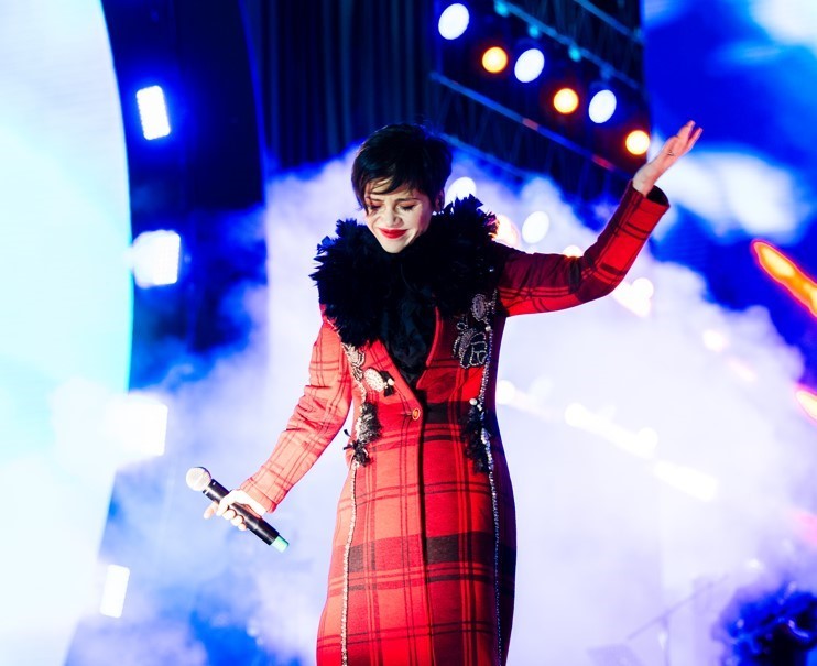 Aydilge’den Filistin mücadelesine destek