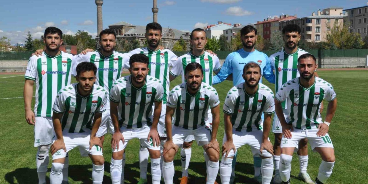 Kars 36 Spor, Şırnak Petrol Spor karşılaşmasının hakemleri belli oldu