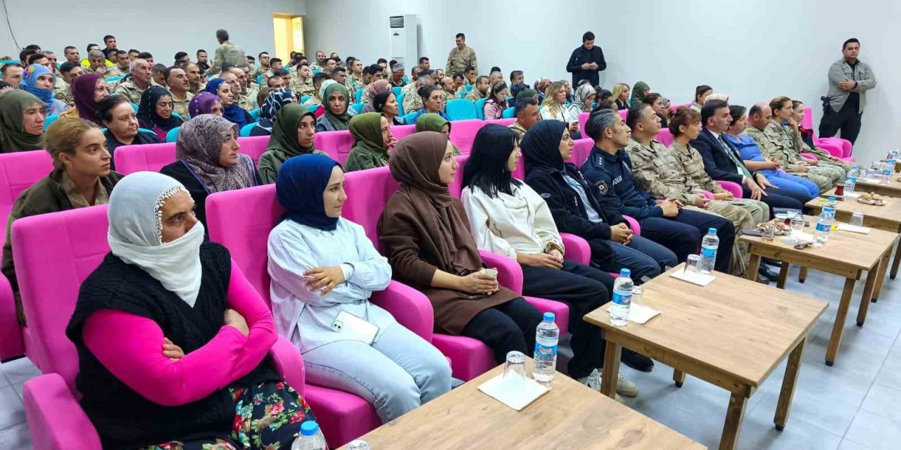 Çemişgezek’te  ‘Kadına Yönelik Şiddetle Mücadelede’ programı