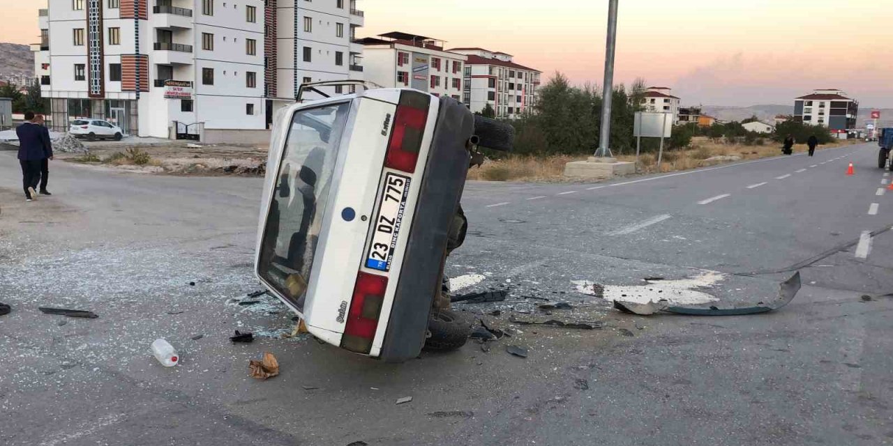 Elazığ’da trafik kazası: 2 yaralı