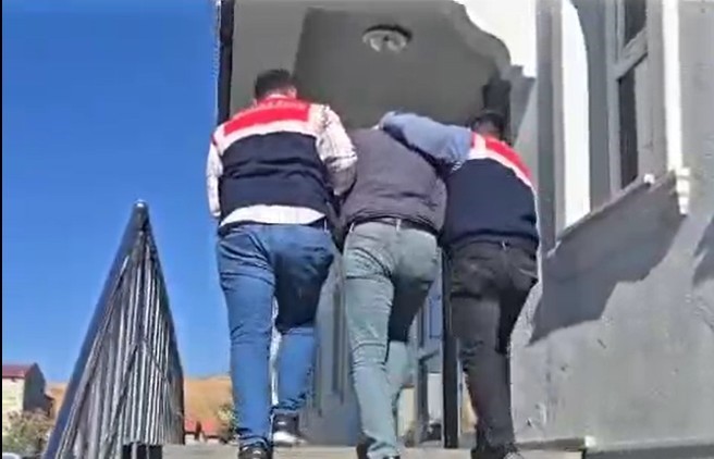 Yüksekova’da 9 yıl hapis cezası bulunan şahıs yakalandı