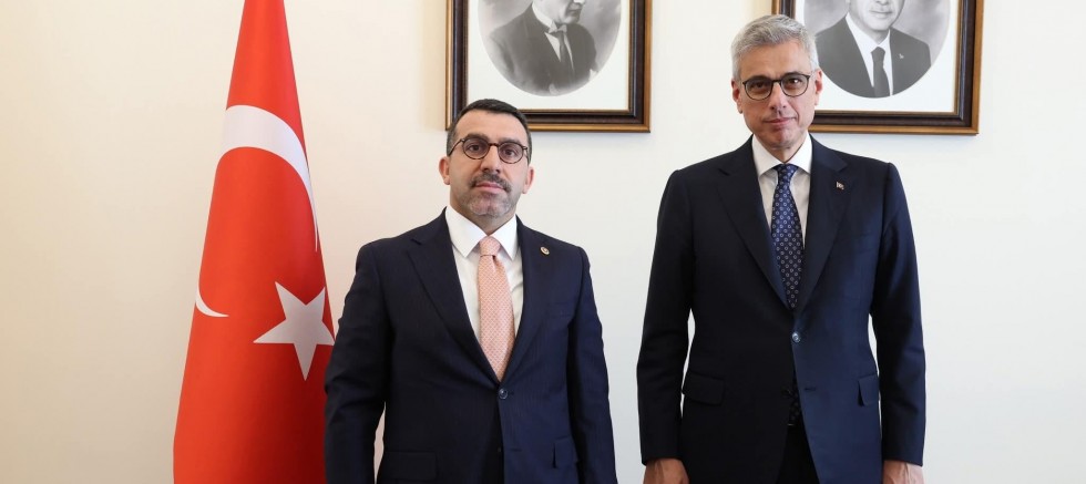 Milletvekili Çalkın, Sağlık Bakanı Memişoğlu’na Kars’ın taleplerini iletti