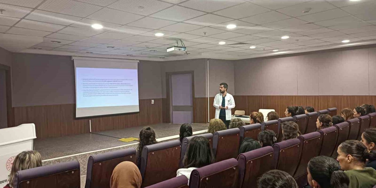 Tunceli’de meme kanseri  farkındalık çalışmaları sürüyor