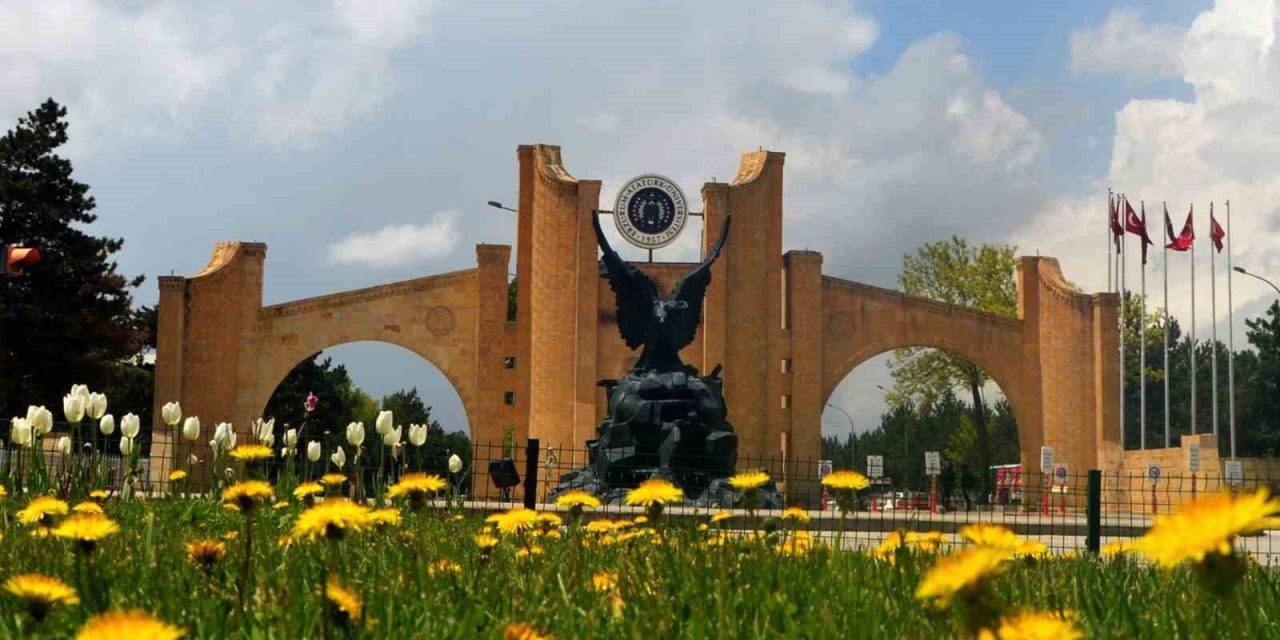 Atatürk Üniversitesi yeni yönetimiyle zirveye koşuyor