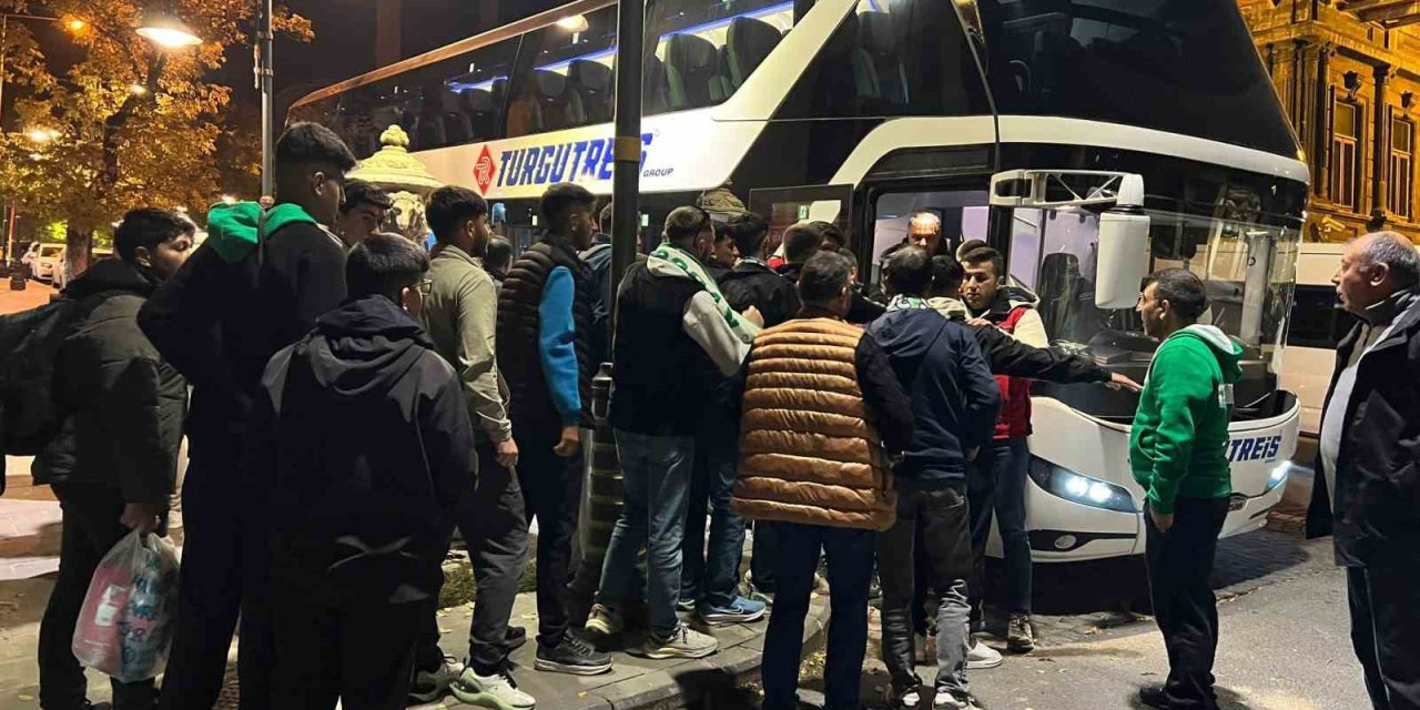 Yeşil beyazlı sevda sınır tanımıyor